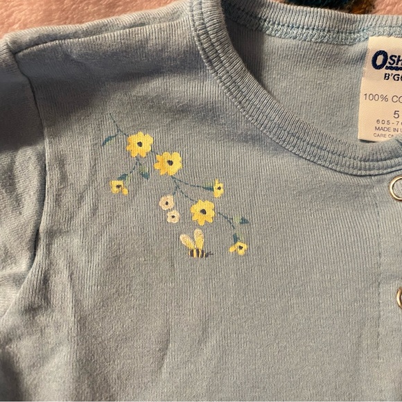 Oshkosh B’gosh Size 5 USA Blue Cardigan Button Front Shirt Flowers Bees Kids - Picture 2 of 4